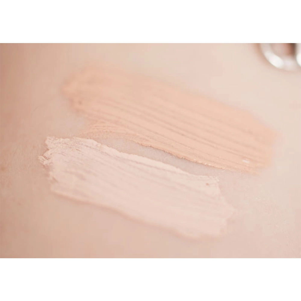 Korektor w pędzelku 32 Delikatny Beż | Couleur Caramel