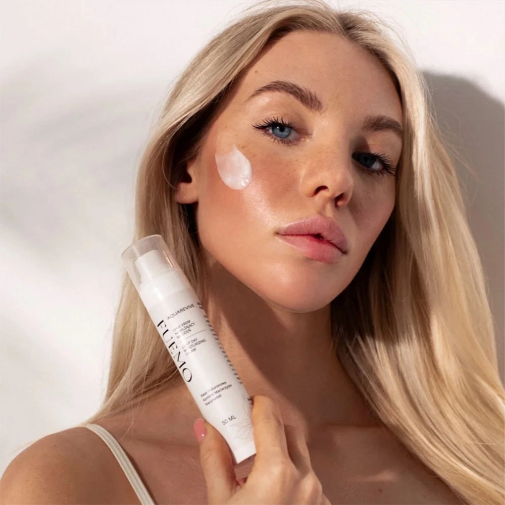 Krem lekki nawilżający na dzień Aquarevive | Fuemo