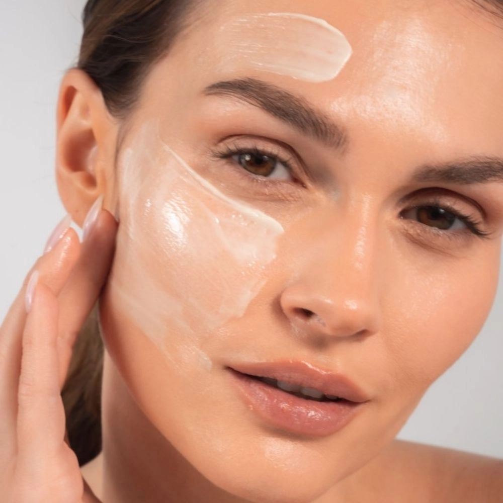 Maska senolityczna ujędrniająco - regenerująca z PDRN, peptydami i krzemem FIRMING SECRET | Veoli Botanica