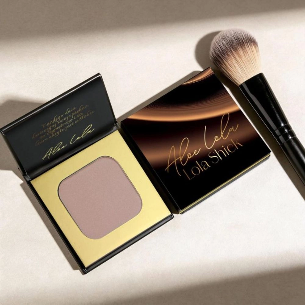 Rozświetlacz mineralny z aloesem | Aloe Lola