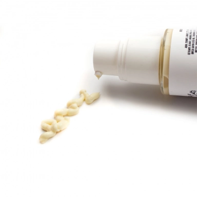 Krem regenerujący pod oczy z retinolem, koenzymem Q10 i opuncją | Biosoma