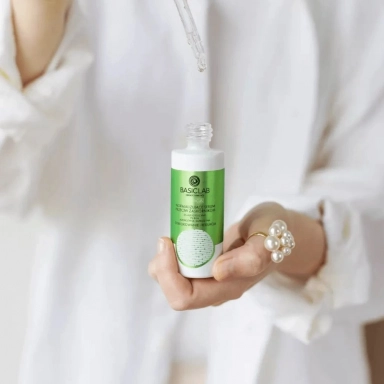 Serum normalizujące przeciw zaskórnikom z 5% azeloglicyny i 1% BHA | BasicLab