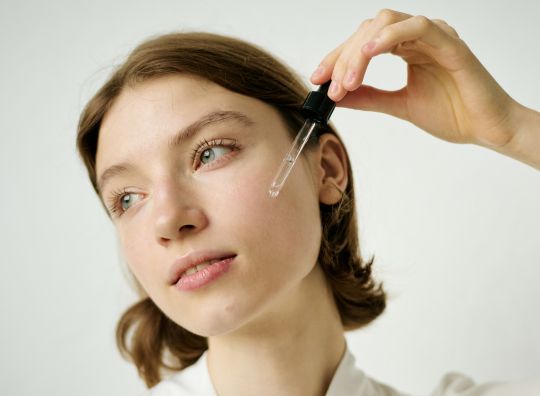 Ranking kosmetyków do twarzy z retinolem i retinalem 2025 [TOP10]